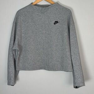 Nike Gray Tech Medium Pullover Sweatshirt